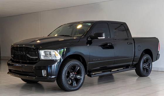 RAM CLASSIC 5.7 V8 GASOLINA LARAMIE CD 4X4 AUTOMÁTICO
